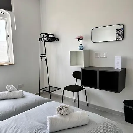 Brand New Gozo Escape - Ir-ramla Apartment, Appartement *