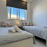 Brand New Gozo Escape - Ir-ramla Apartment, Nadur