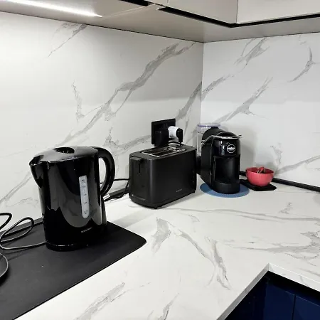 Brand New Gozo Escape - Ir-ramla Apartment, 公寓 *