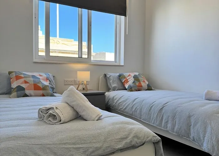 Brand New Gozo Escape - Ir-ramla Apartment, Nadur